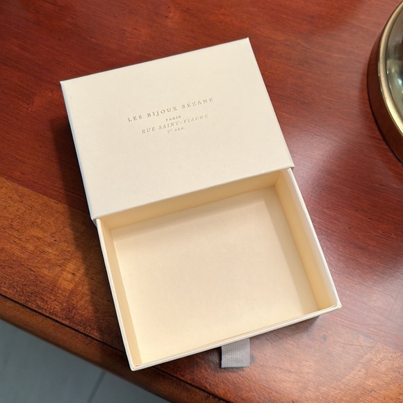 Sezane gift box - Picture 2 of 2